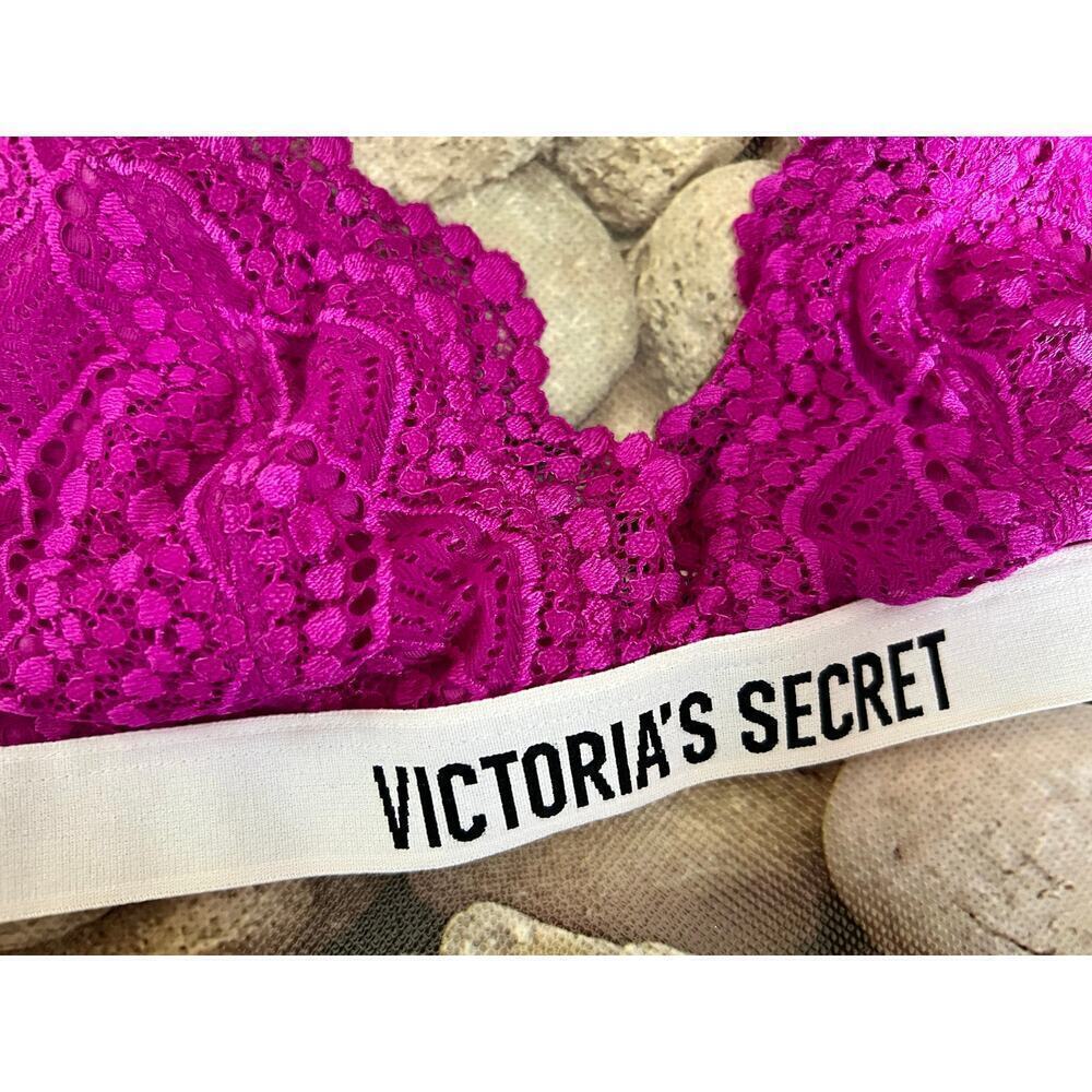 VICTORIA’S SECRET STUNNING BRA-SMALL - Picture 3 of 5
